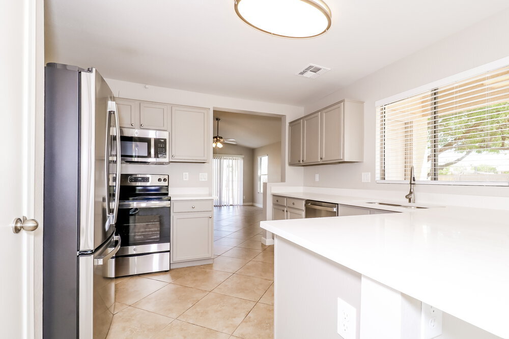 Building Photo - 14309 N 125th Dr