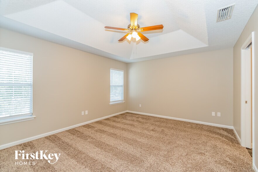 Building Photo - 3875 Pebble Brooke Circle South