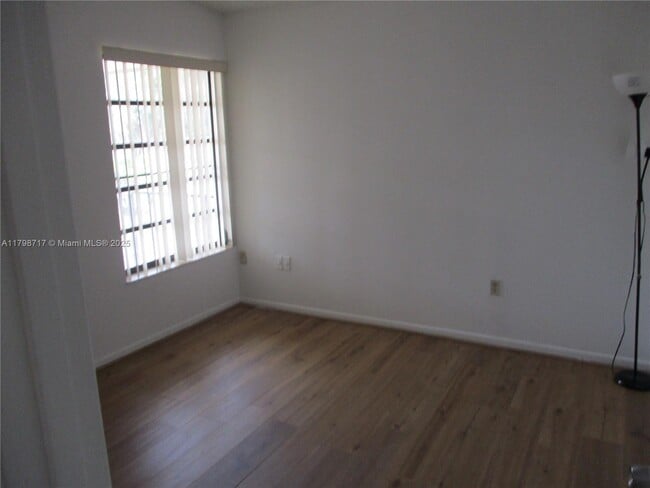 Building Photo - 10832 SW 72nd St