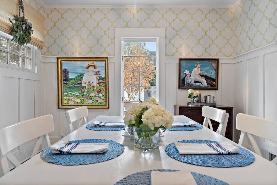 Building Photo - 131 Broadway Ave N