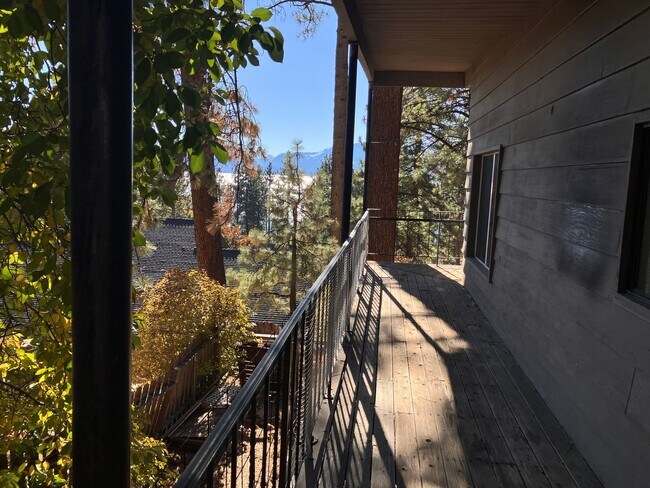Building Photo - LA636-Bateman