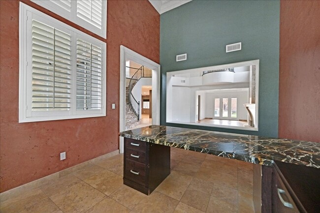 Building Photo - Fully Upgraded 5 Bedroom 4.5 Bathroom in Guard Gated Foothills Community!