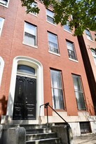 Building Photo - 1403 Park Ave