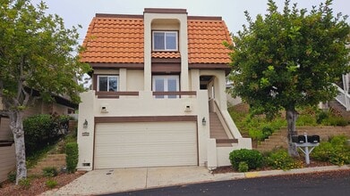 Building Photo - CESPED - AMAZING VIEWS, LUXURY UPDATED 4 BR HOME IN TIERRASANTA