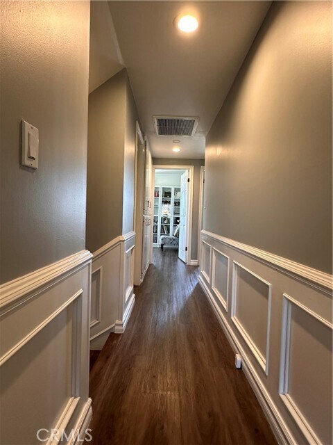 Building Photo - 28068 Braidwood Dr