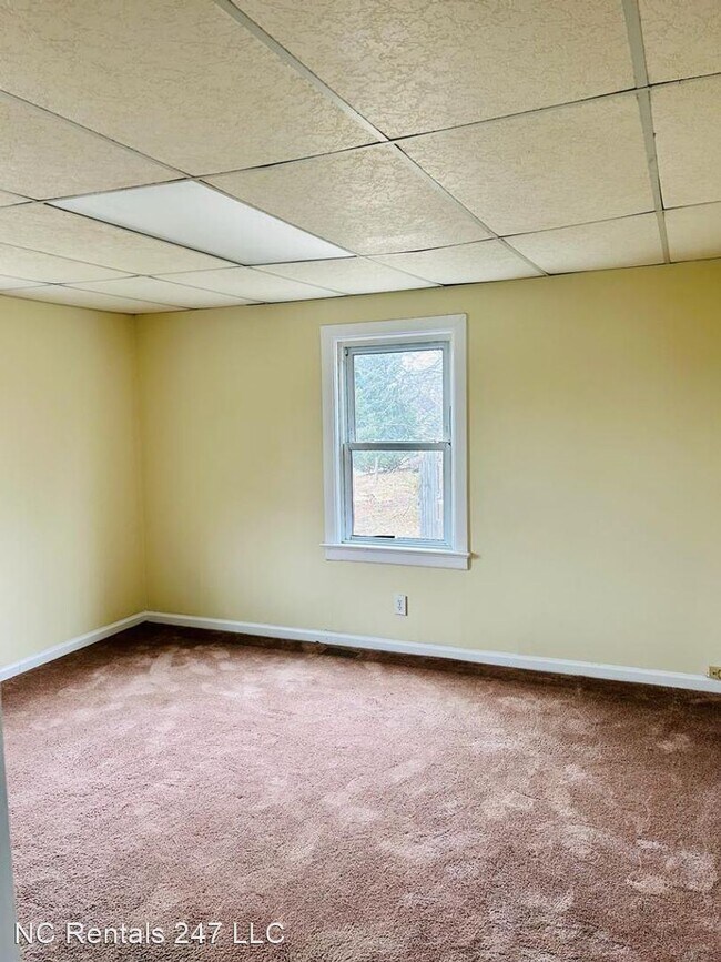 Building Photo - 2 br, 1 bath House - 1302 Cypress Street