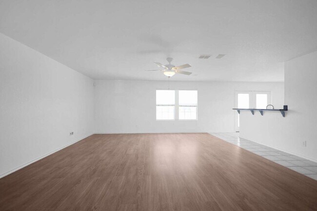 Building Photo - Spacious 4-Bedroom Rental Home in Cibolo, ...