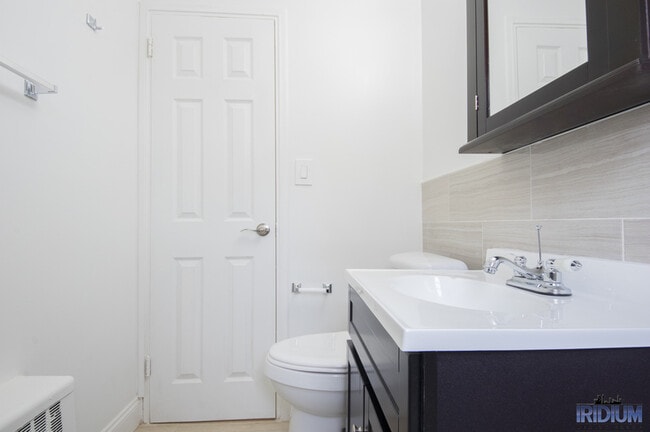 Building Photo - 296-310 S Harrison St - 308-1