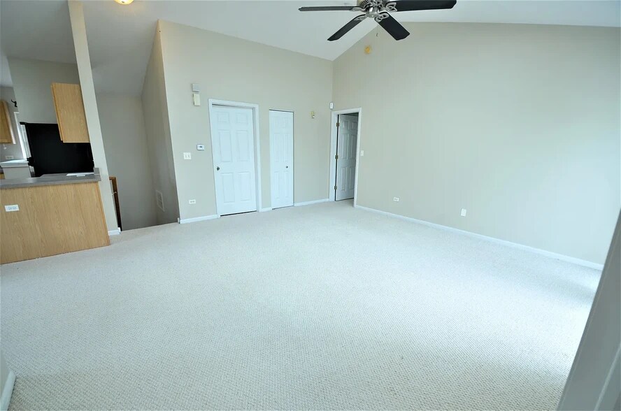 Building Photo - 2227 Waterleaf Ct