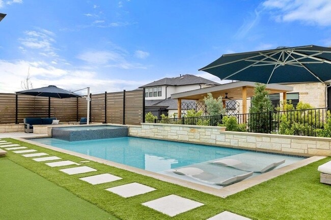 Building Photo - 802 Geiger Path