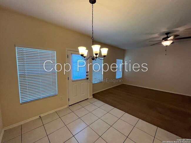 Building Photo - 8712 Azul Sky Ct
