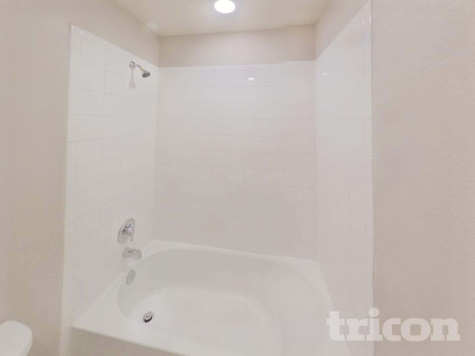 Building Photo - 1709 Princeton Ave