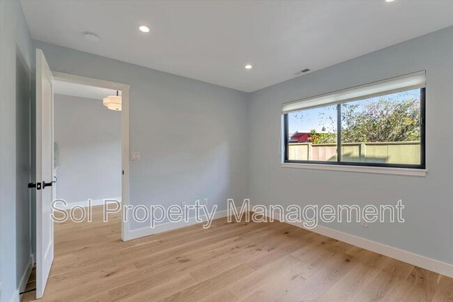 Building Photo - 2703 Subec Ln
