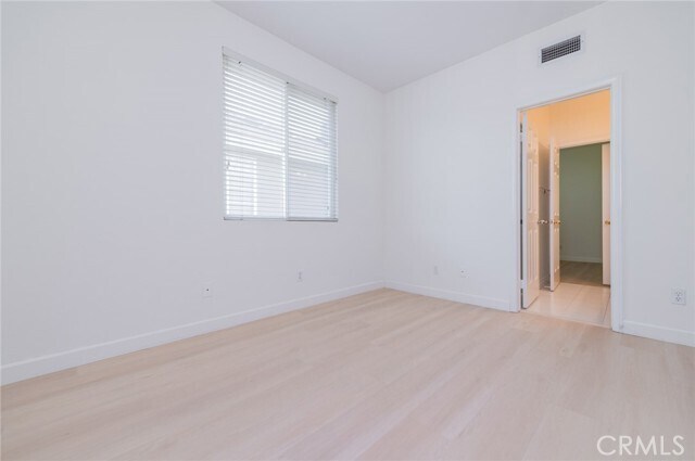 Building Photo - 11 Lynnfield