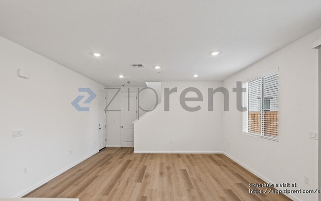 Building Photo - 1086 Carson River Ct