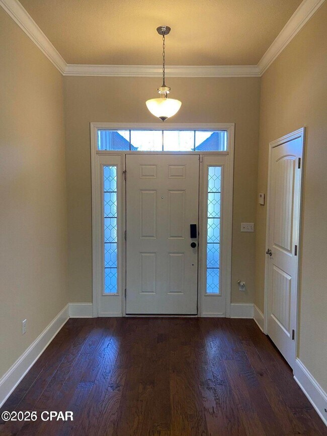 Building Photo - 1100 Zephyr Wy