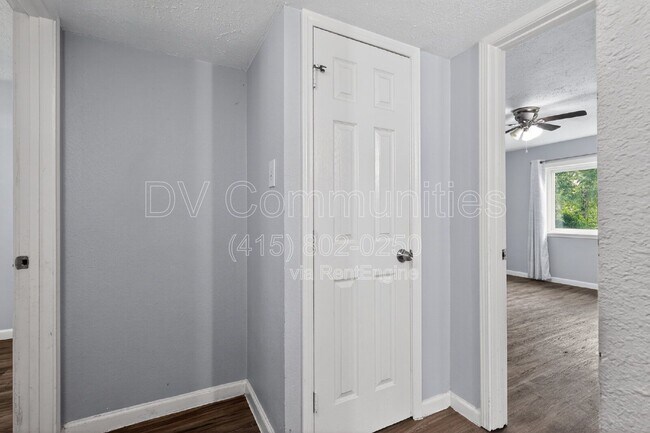 Building Photo - 14630 Edenglen Dr