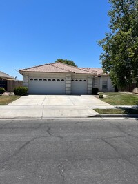 Building Photo - 3 BEDROOM 2 BATH HOME FOR RENT