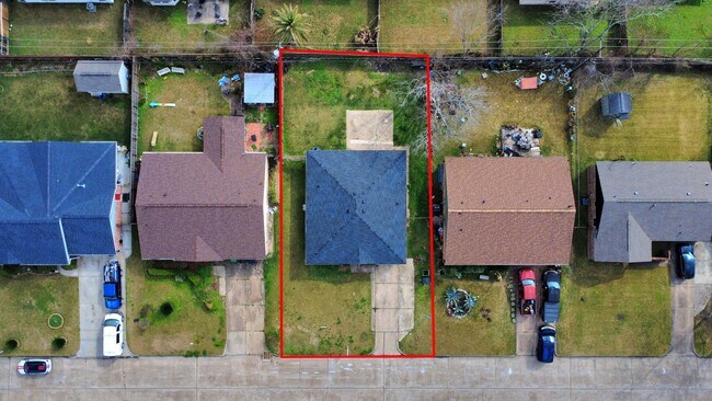 Building Photo - 4114 Fairgreen Ln