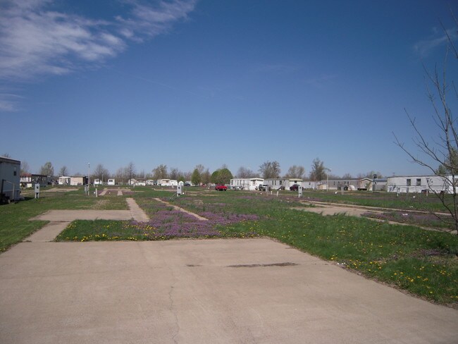Building Photo - 501 Wrights Landing Rd