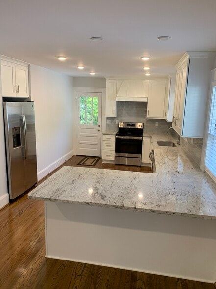 Building Photo - 41 A Smith St