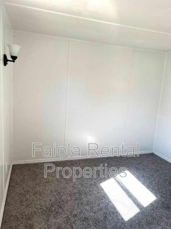 Building Photo - 36 Rita Faiola Ln