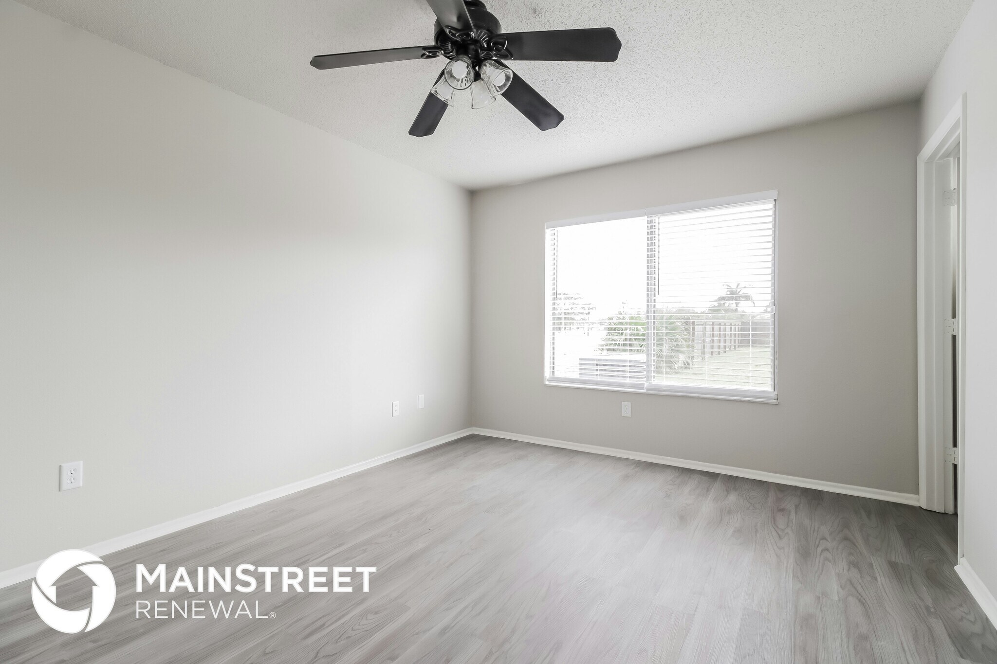 Building Photo - 1294 Dewar Ct NE