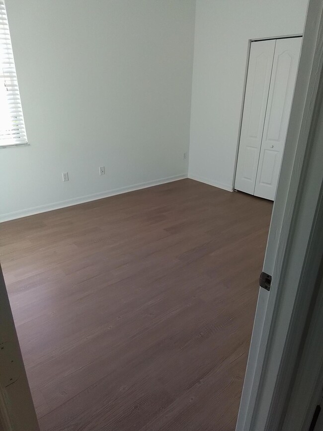 Building Photo - 9834 SW Eastbrook Cir