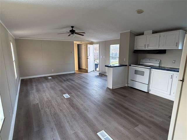 Building Photo - 1903 Rossie Lee Dr