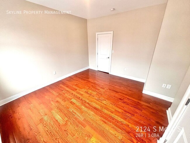 Building Photo - 2124 S Mole St