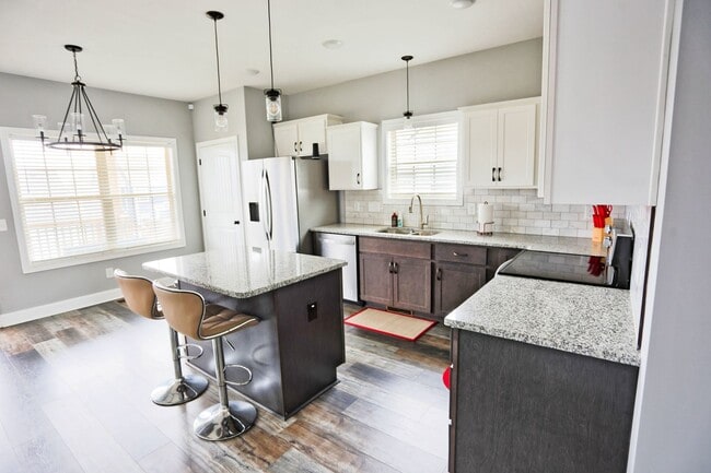 Building Photo - 1147 Eagles Nest Ln