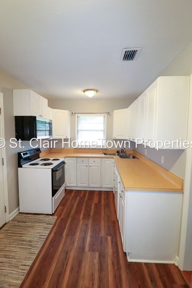 Building Photo - Pell City Rental