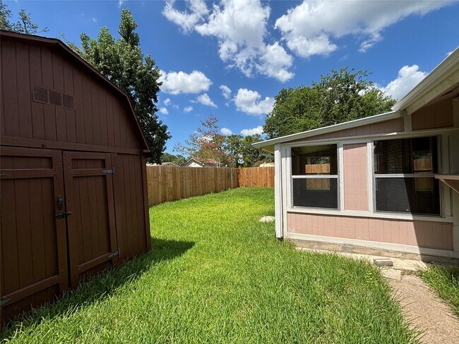 Building Photo - 4526 McCleester Dr