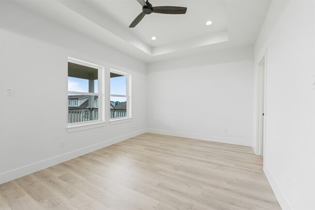 Building Photo - 25206 Sausalito Dr