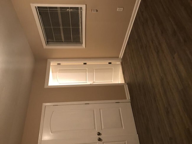 Building Photo - 4235 Roman Dr