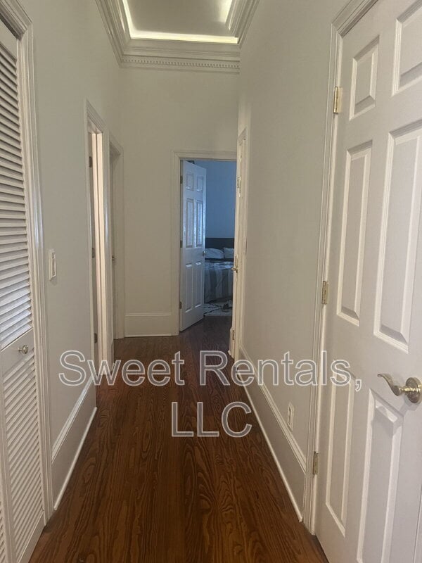 Building Photo - 79 Society St