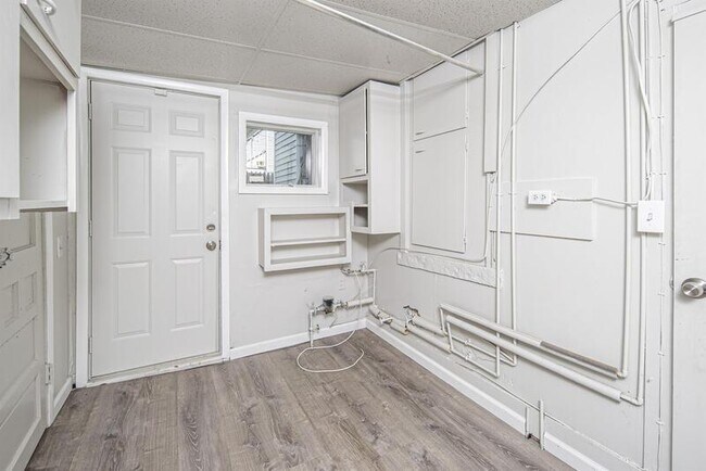 Building Photo - 25 Harrison Ave