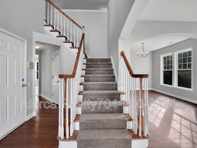 Building Photo - 13843 Porter Creek Rd