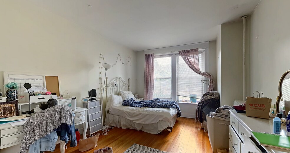 Building Photo - 1130 Commonwealth Ave