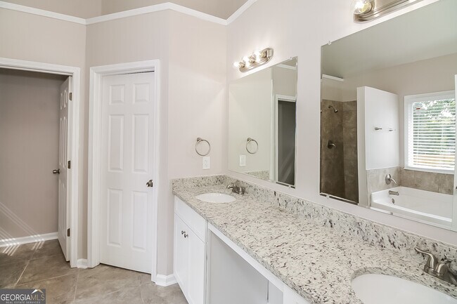 Building Photo - 4115 Stillwater Point