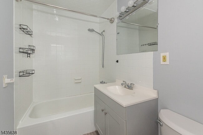 Building Photo - 100 Pierson Miller Dr