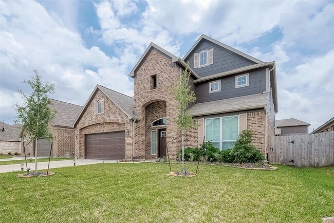 Building Photo - 20607 Enrique Dr