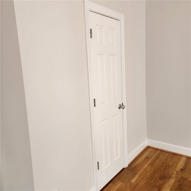 Building Photo - 687 Bonaventure Ave NE