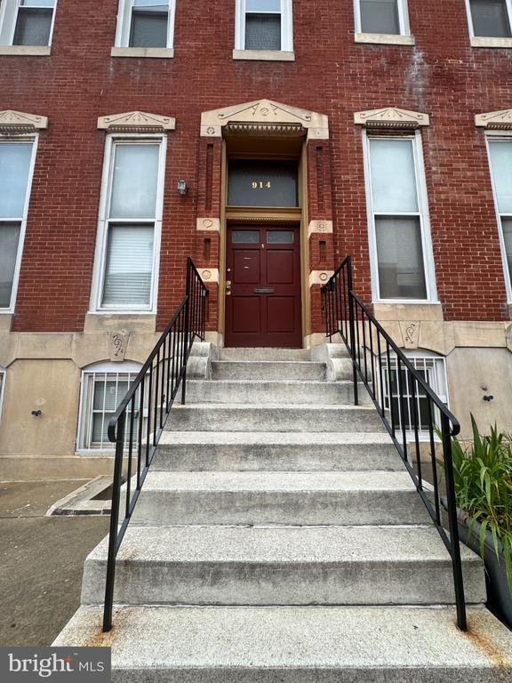 Building Photo - 914 N Fulton Ave