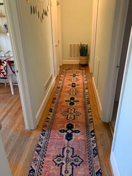 Building Photo - 809 Woodland Ave