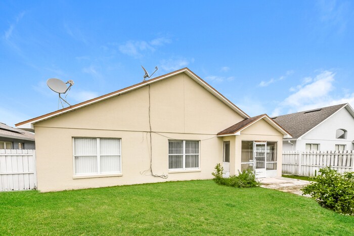Building Photo - 2404 Black Powder Ln