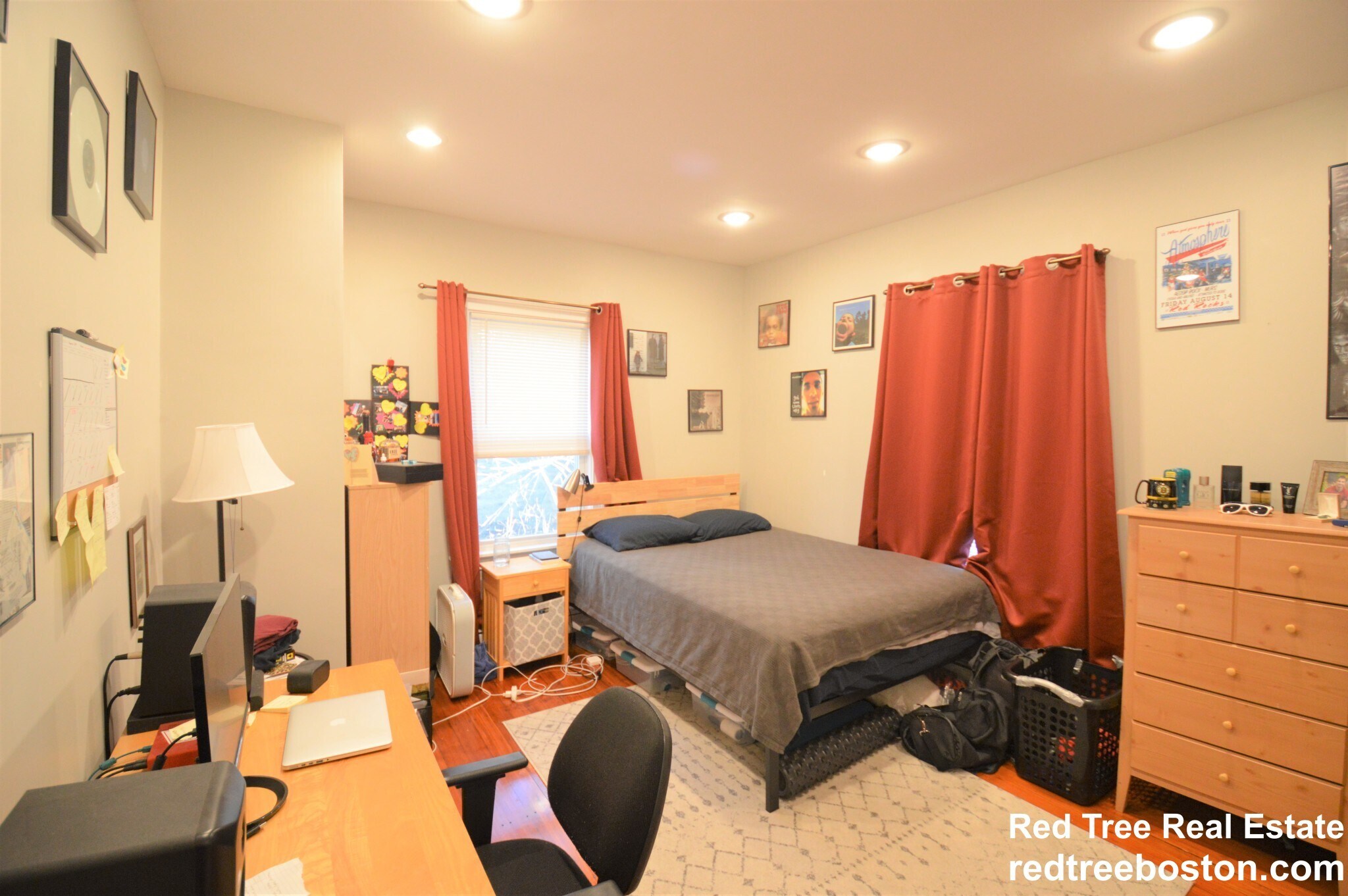 Building Photo - 394 Centre St