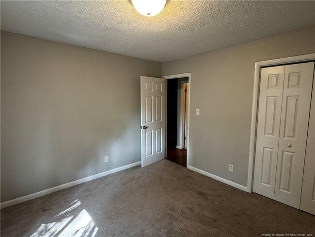 Building Photo - 6739 Irongate Dr