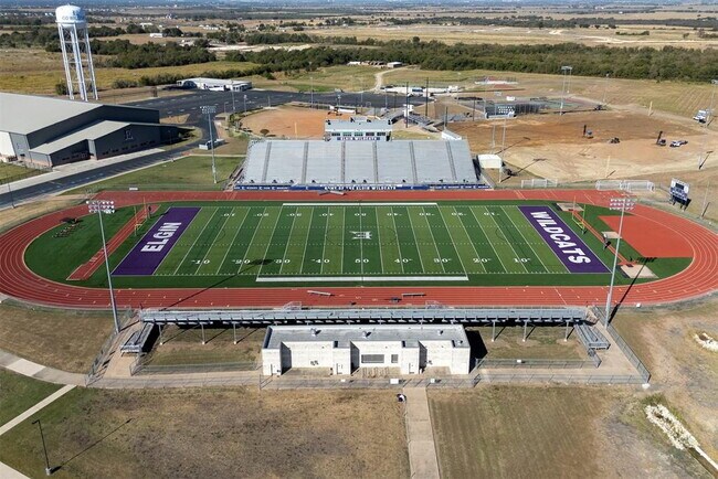 Building Photo - "Charming 2-Bed, 2-Bath Retreat with 1,327 Sq Ft of Comfort in Elgin, TX!"