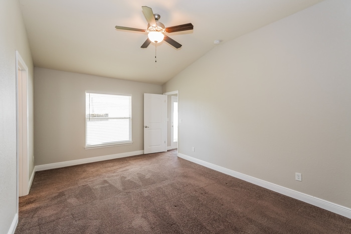 Building Photo - 1034 S Glen Meadow Loop